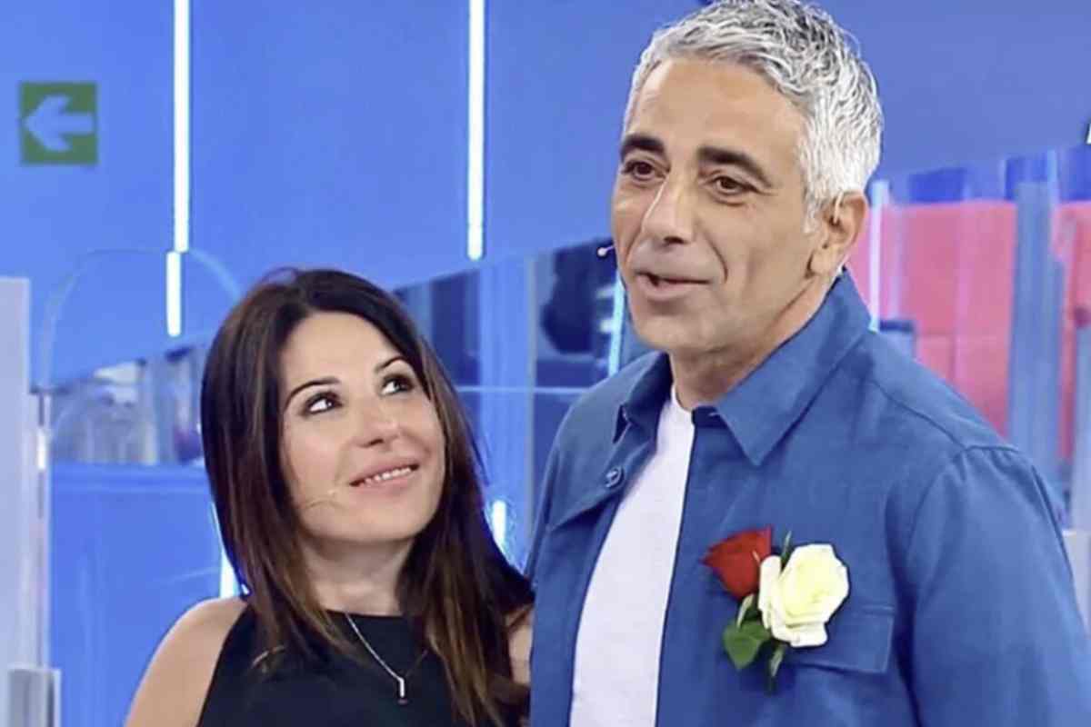 Questa figura di Alessio, legata alla musica e alla tradizione partenopea, aggiunge un ulteriore livello di fascino al personaggio del cavaliere torinese