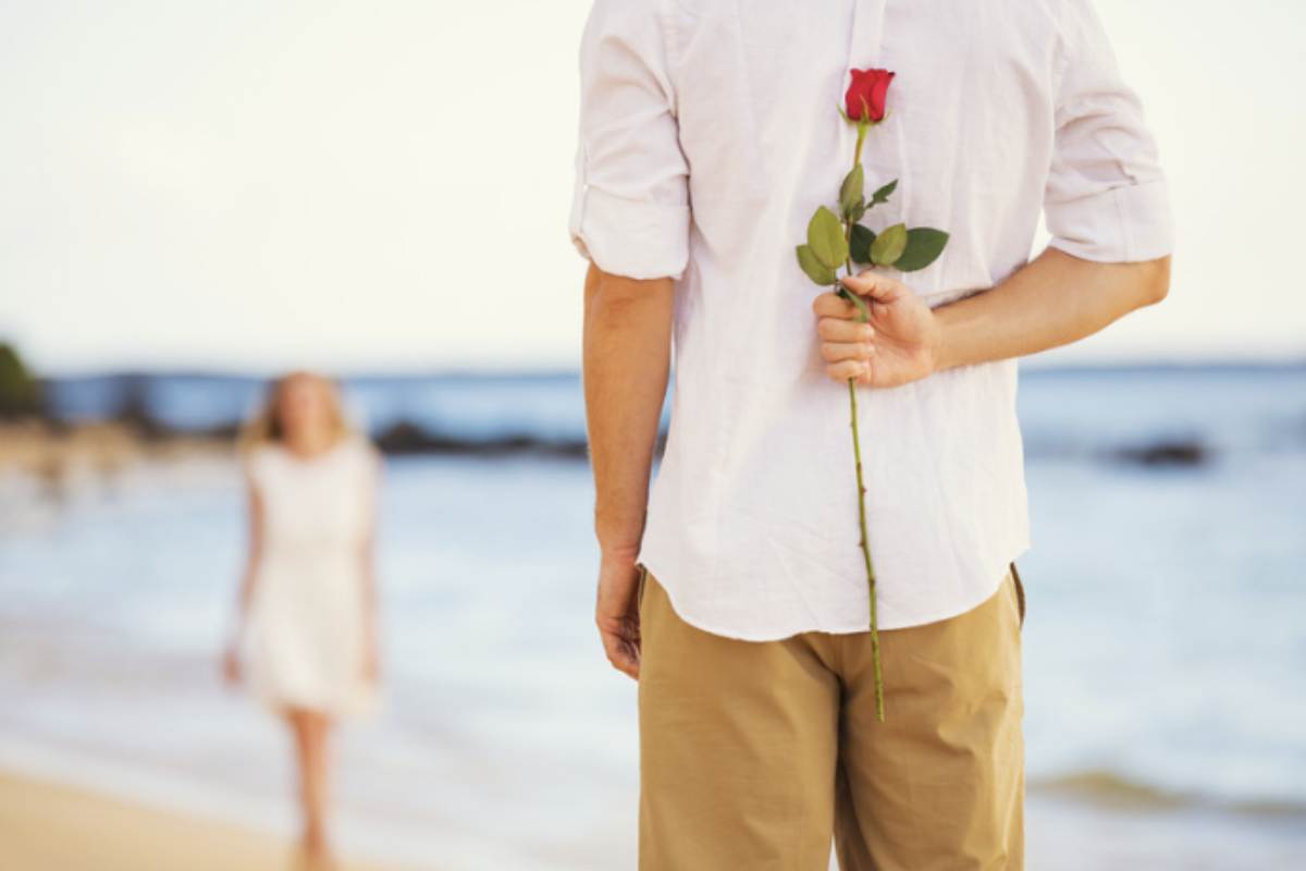 Chi si trova in cerca di un partner nel nuovo anno può adottare alcune strategie concrete per aumentare le possibilità di successo.