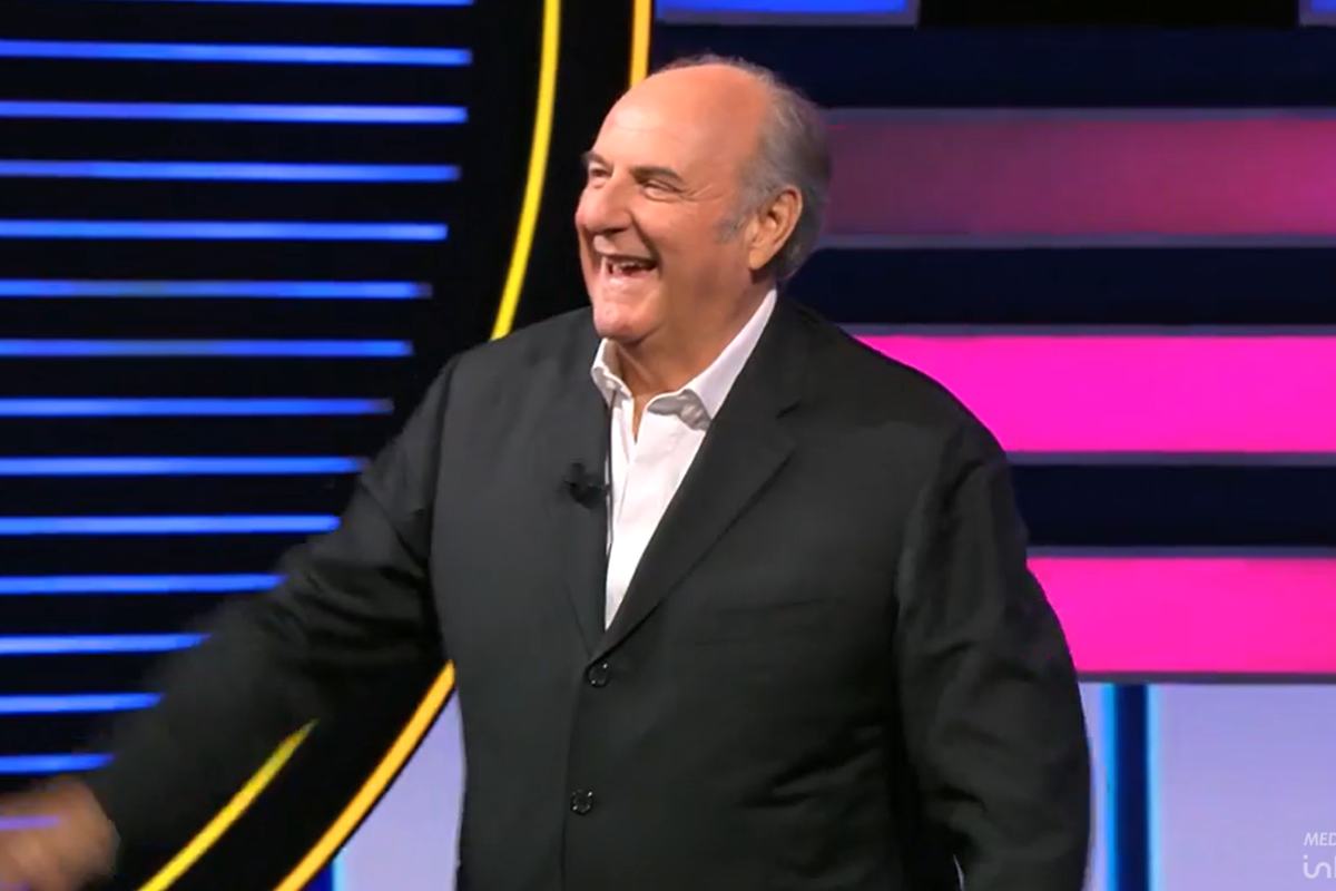 Gerry Scotti racconta l'incidente prima di andare in onda