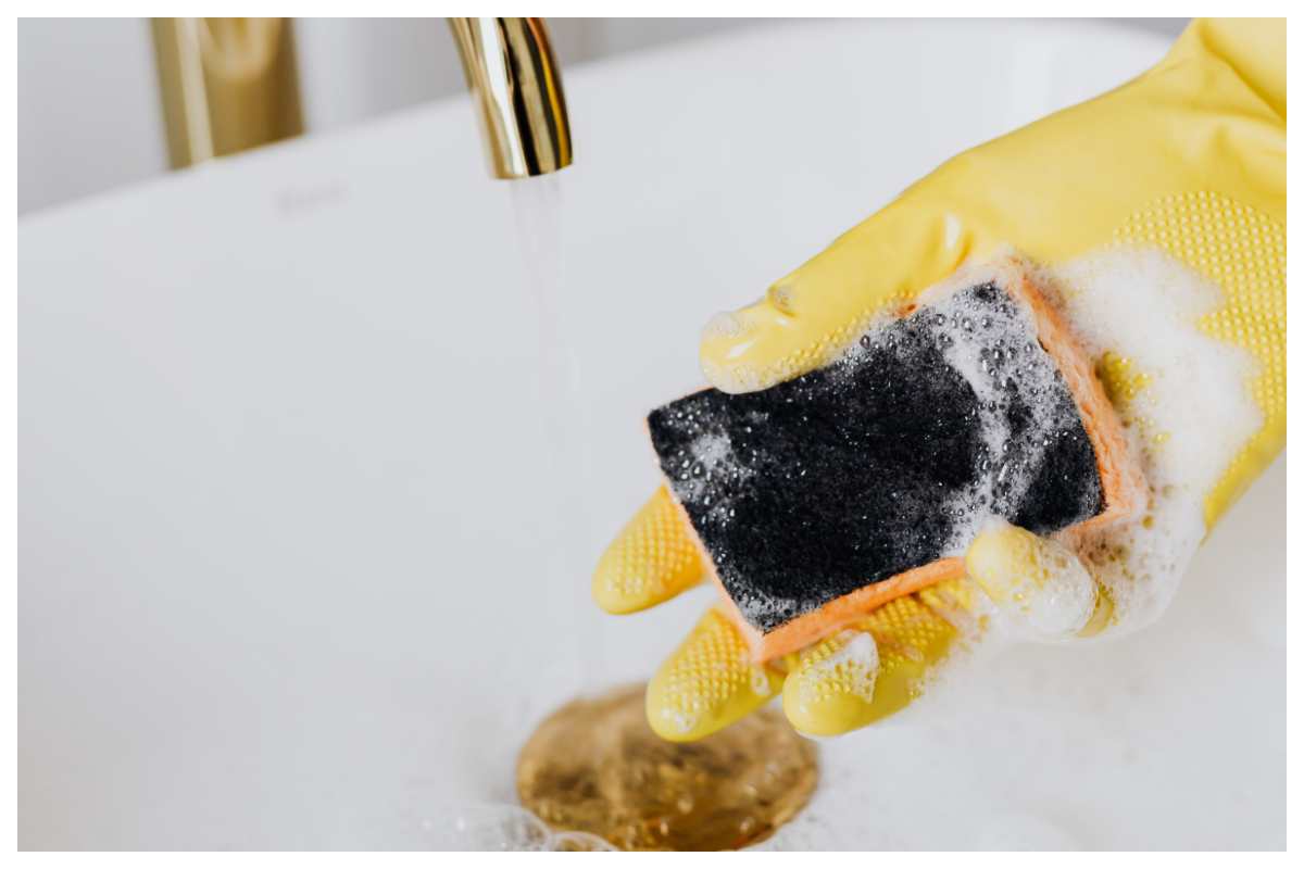 spugne sporche puliscile così